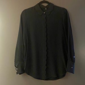 banana republic scalloped edge silk black blouse size small
